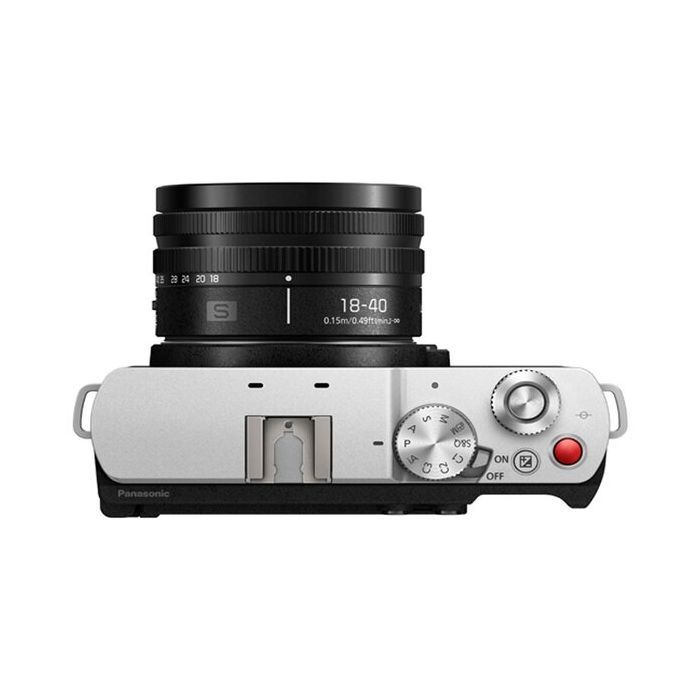 Panasonic Lumix S9 S-R 18-40mm Silver / DC-S9NE-SA