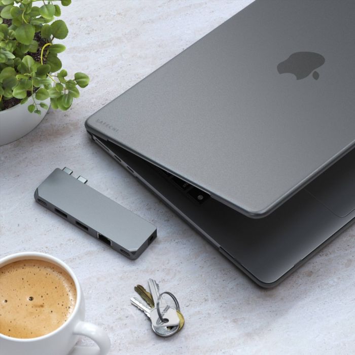 Satechi Eco Hardshell Case For Macbook Air M2 - Clear /ST-MBAM2CL