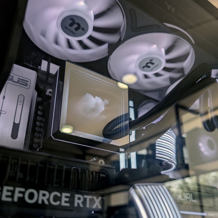 GBM Z BlackWood Ultra 5-245KF 32GB/1TB RTX5060Ti B860M-A