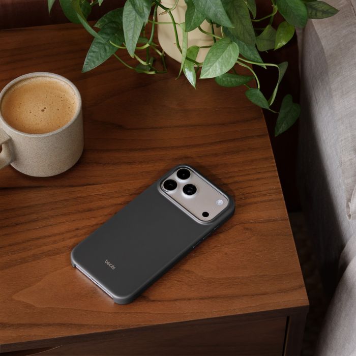 Beats iPhone 17 Pro Max Case with MagSafe and Camera Control - Granite Gray/MGJD4LL/A