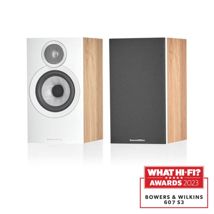 B & W 607 S3 Small Bookshelf Speaker Oak