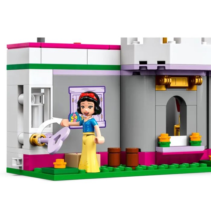 Lego Ultimate Adventure Castle_43205
