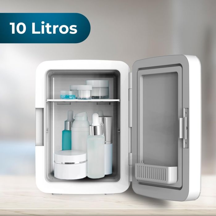 Cecotec 02699 Bahamas Pat 2 mini retro fridge, 10-litre capacity, 12-220 V