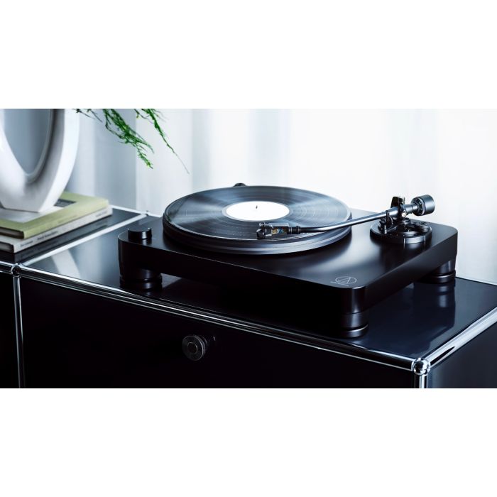 Audio-Technica AT-LP7X Turntable / AT-LP7X