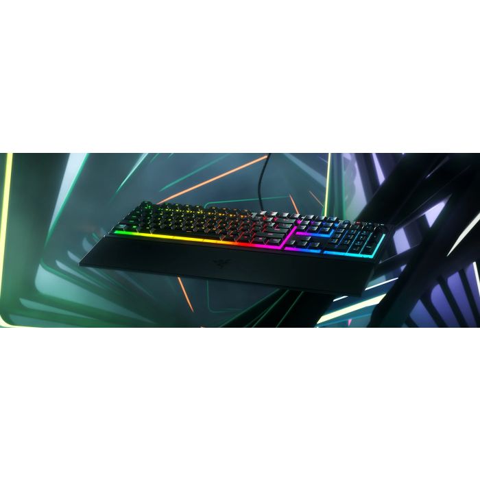 Razer Wired Keyboard Ornata V3 - Cyrillic Layout/RZ03-04460800-R3R1